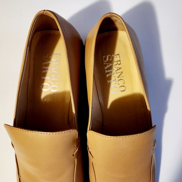 Franco Sarto Tan Loafer Size 7 Narrow - Picture 3 of 6